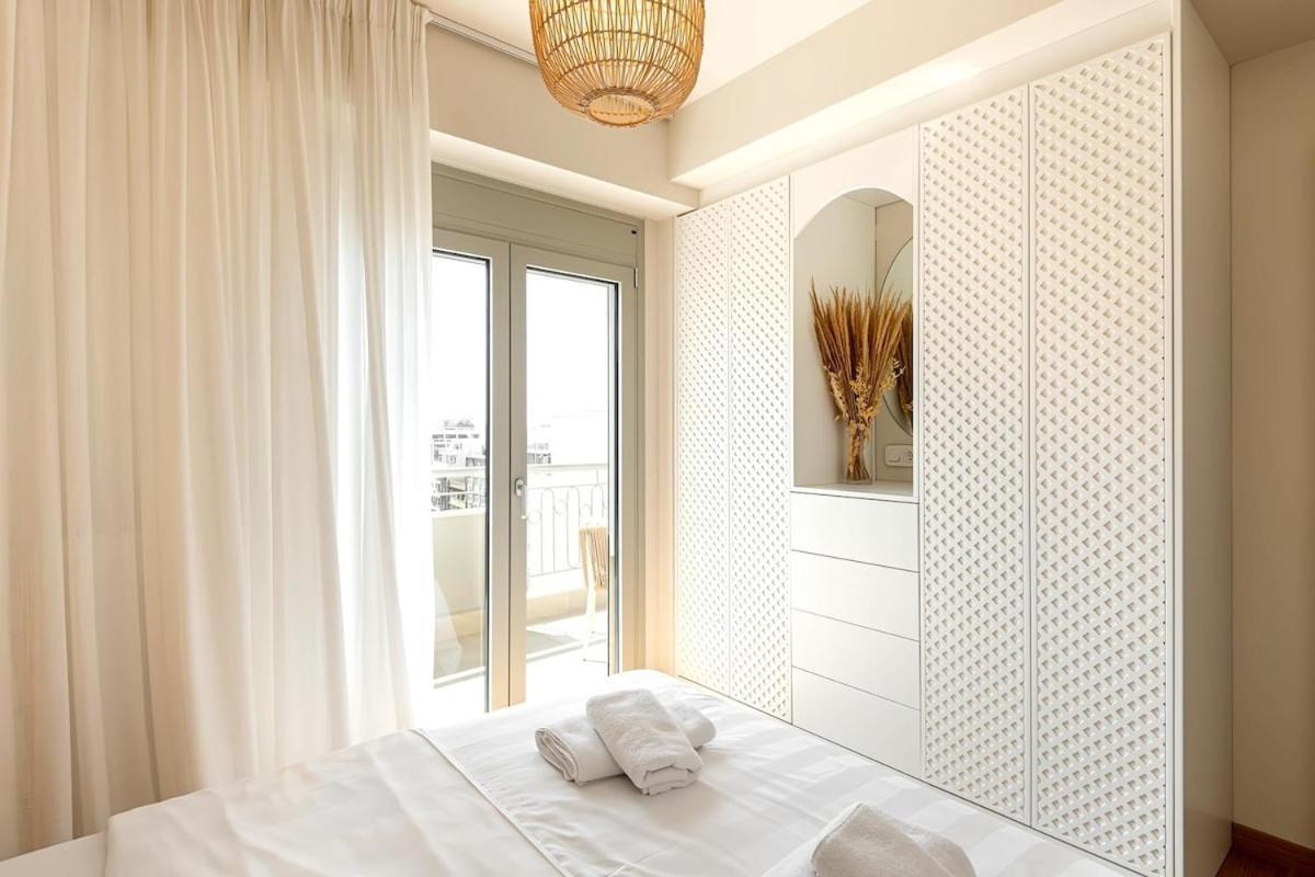 Apartment Serene City-center Penthouse In Prominent Location *