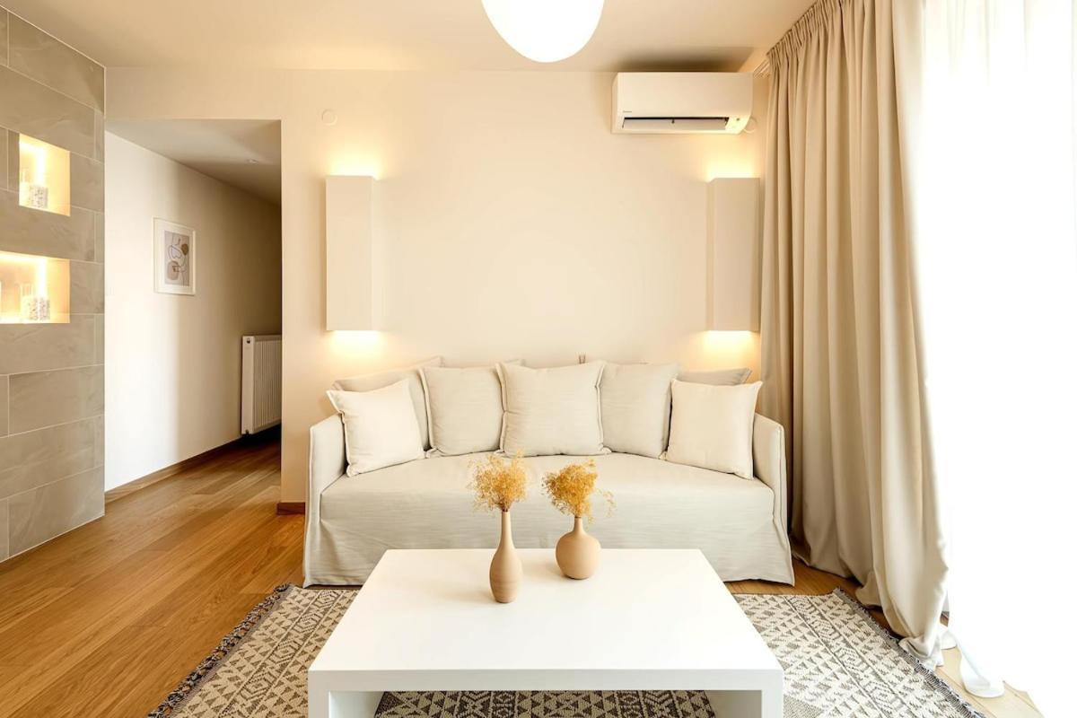 Serene City-center Penthouse In Prominent Location Thessaloniki
